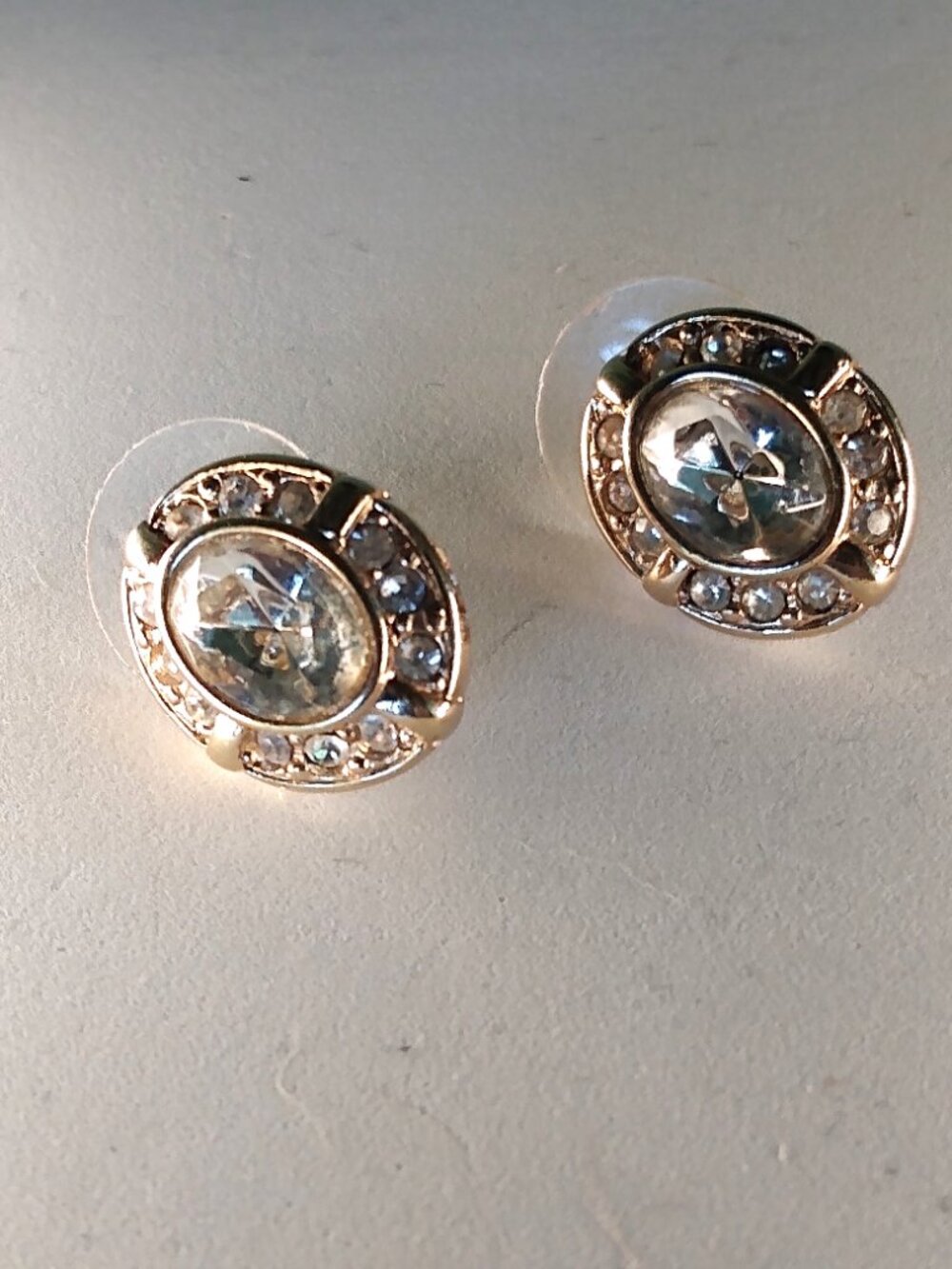 Vintage Crystal Oval Post Earrings in Gold Tone - Princess House Jewelry